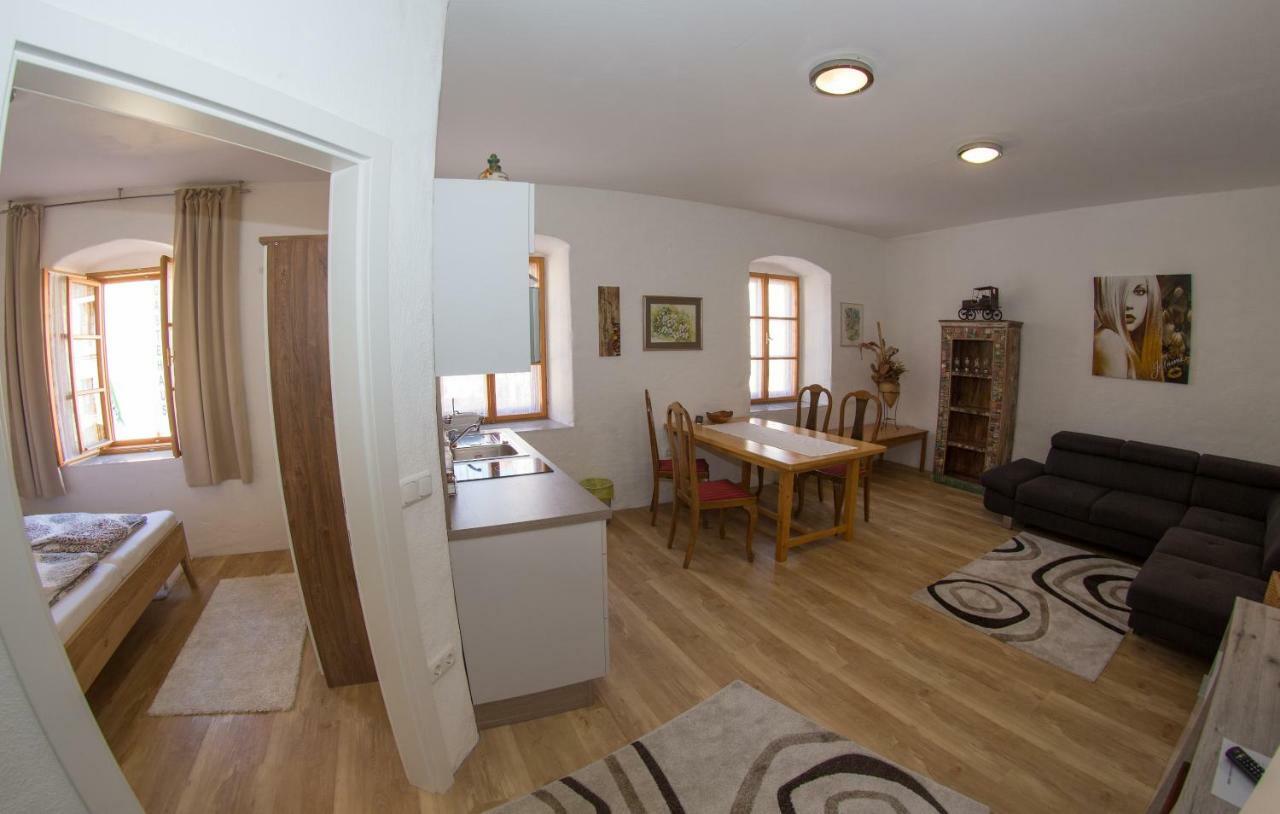 Flo & Co Apartamento Weissenkirchen in der Wachau Exterior foto
